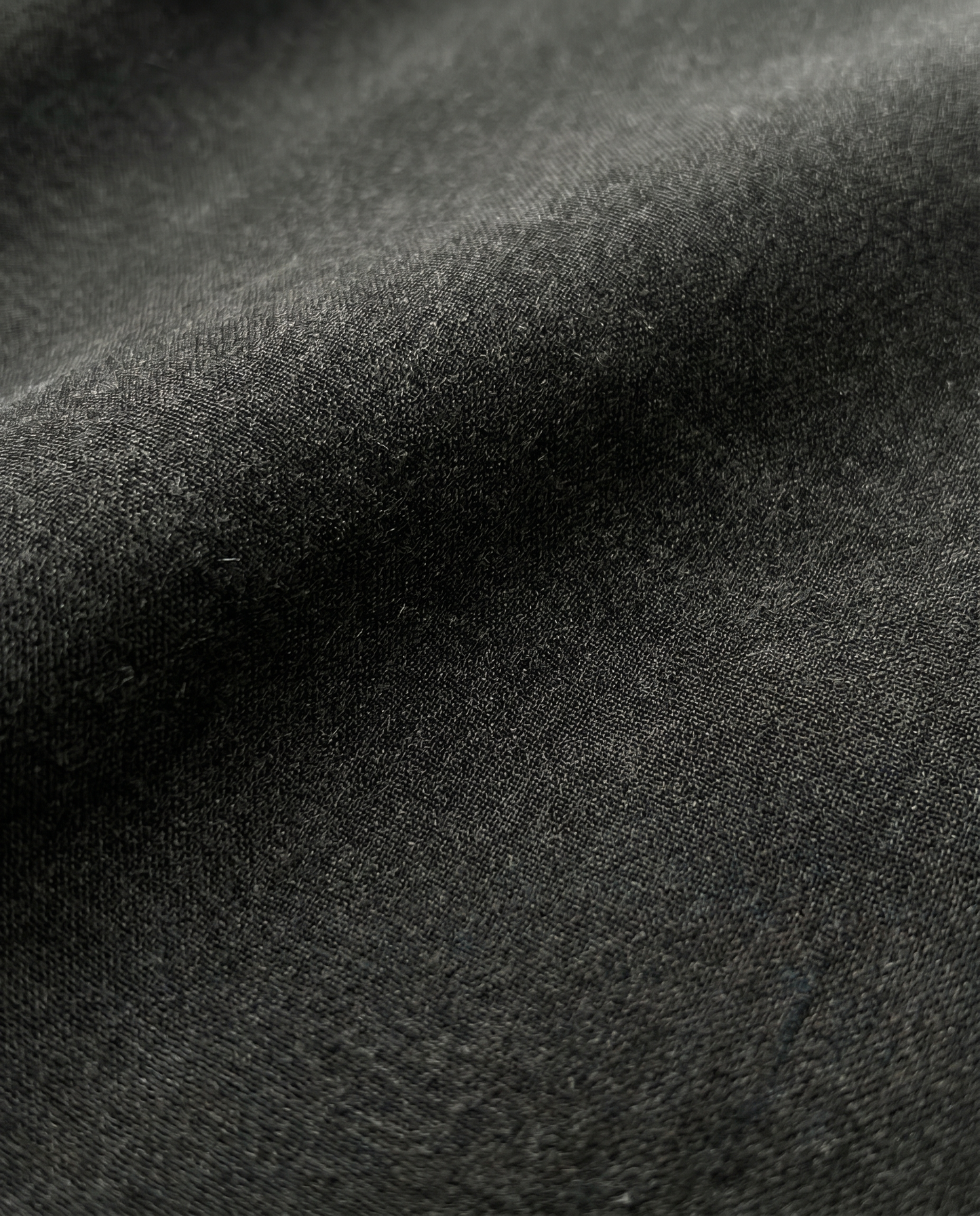 Short-sleeve shirt with a round, shirt-style collar and corrosive effect