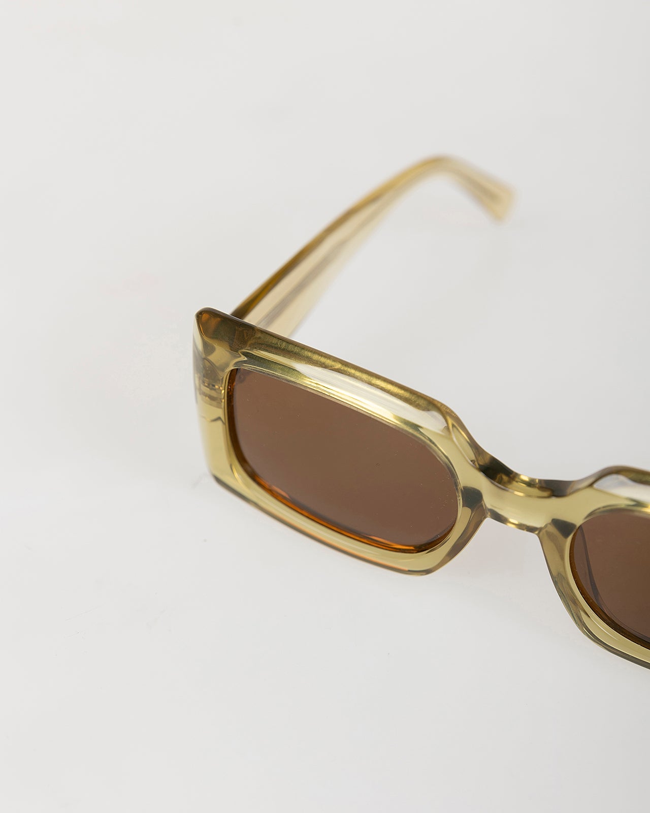 Rectangular glasses