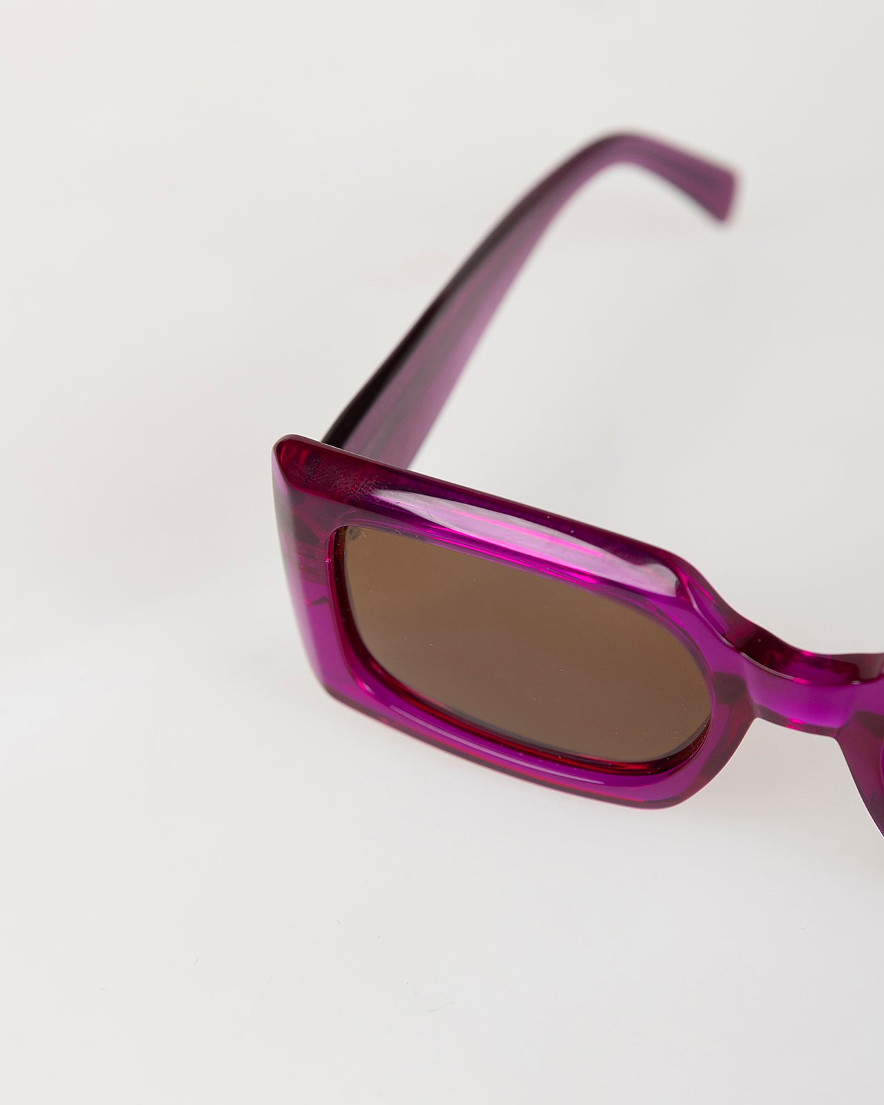 Rectangular sunglasses