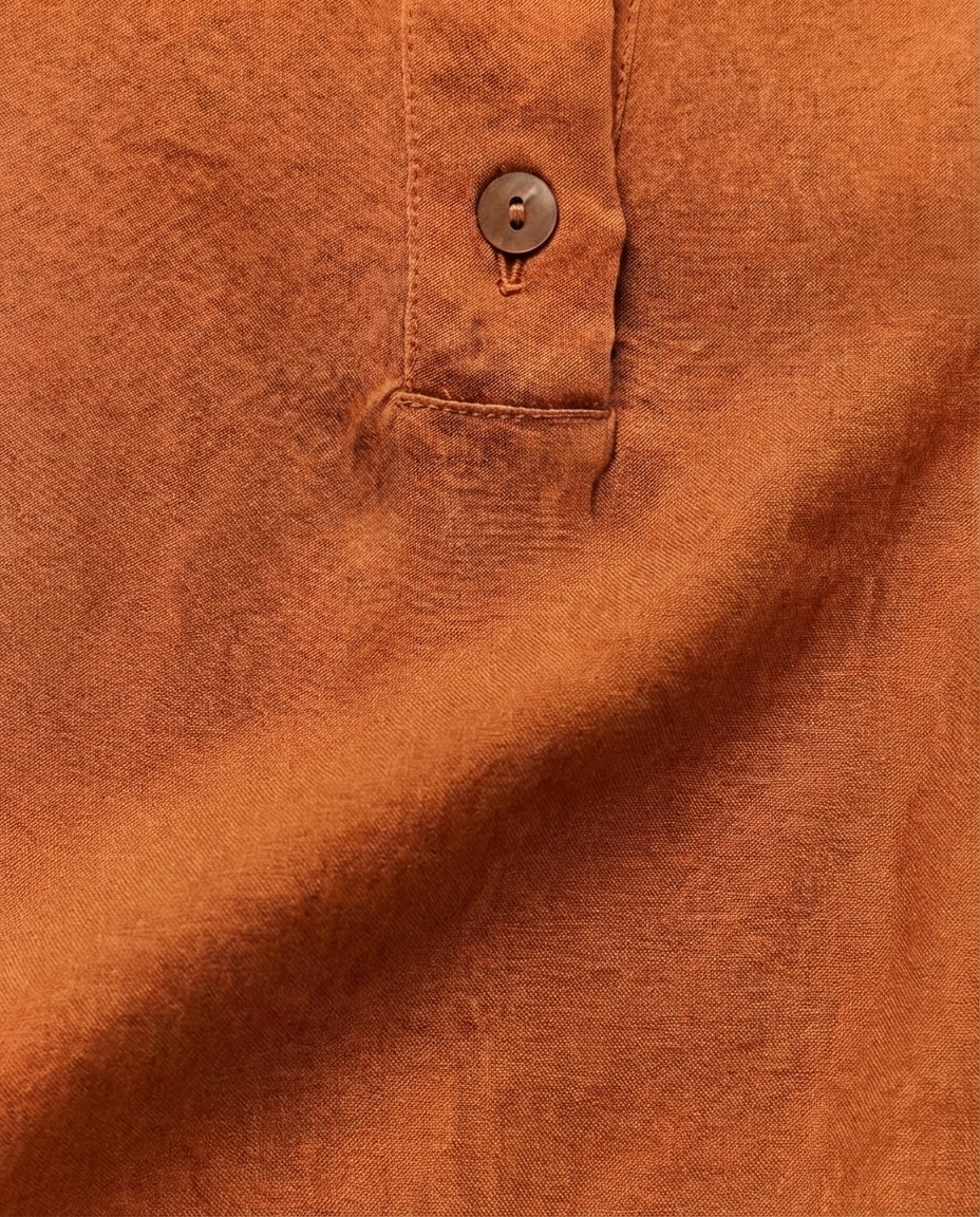 Camisa satinada efecto corrosivo