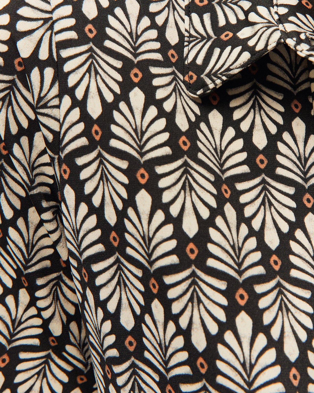 Geometric print shirt