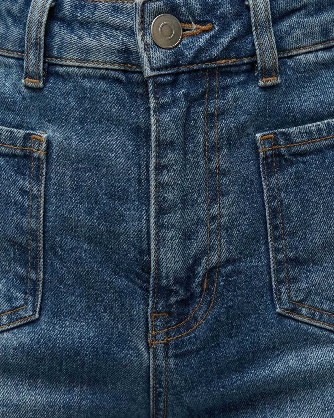 Pantalón denim bolsillos