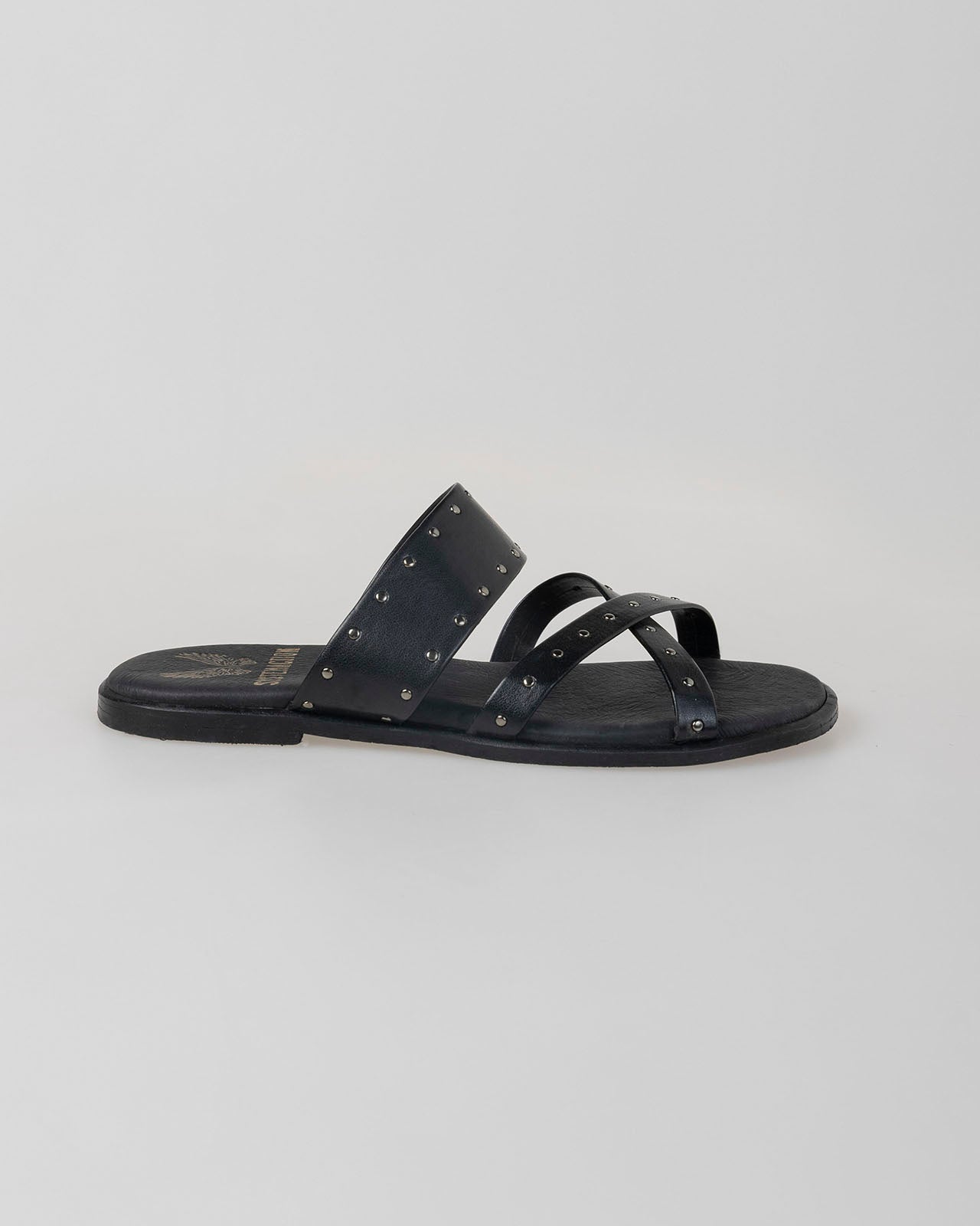 Sandales cloutées