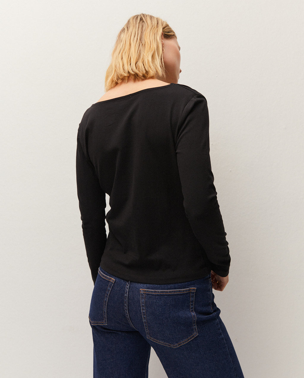 Camiseta básica puntilla