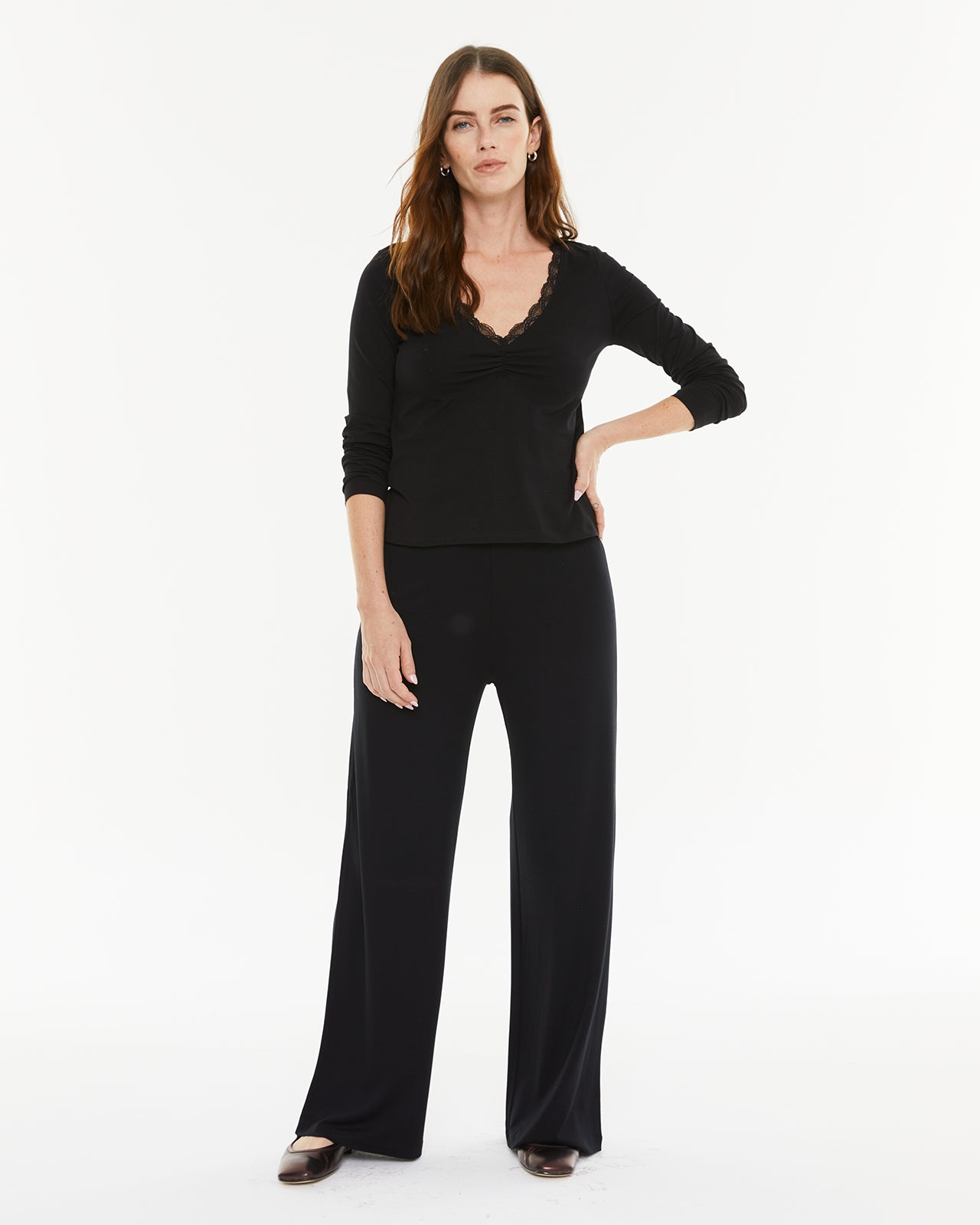Pantalón ancho