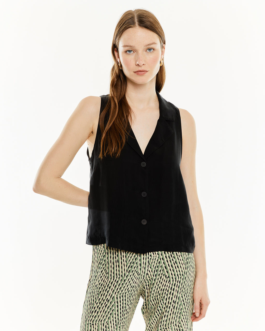 Cupro vest with lapel collar