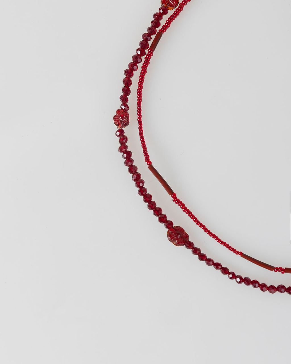 Collar doble rojo
