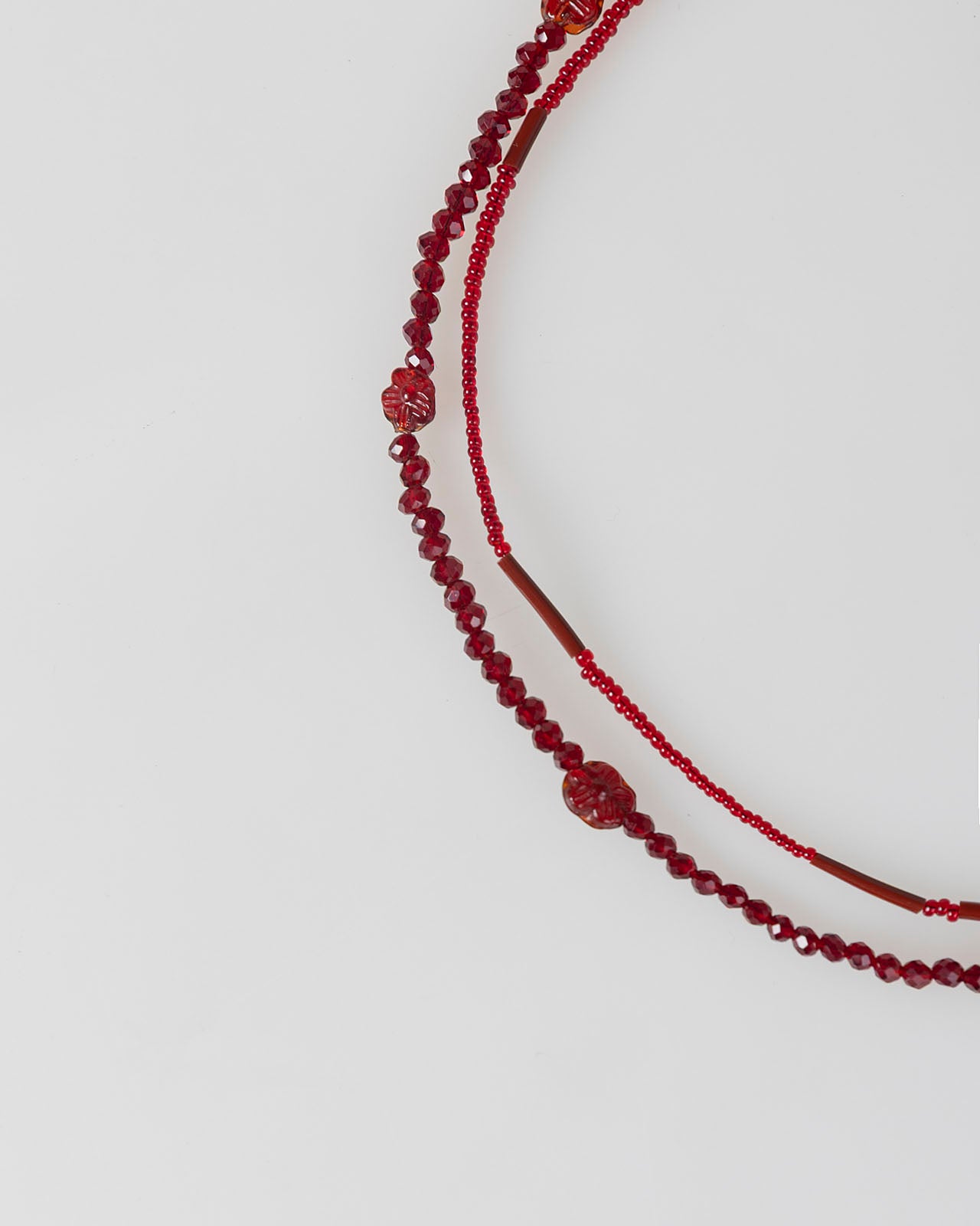 Collar doble rojo