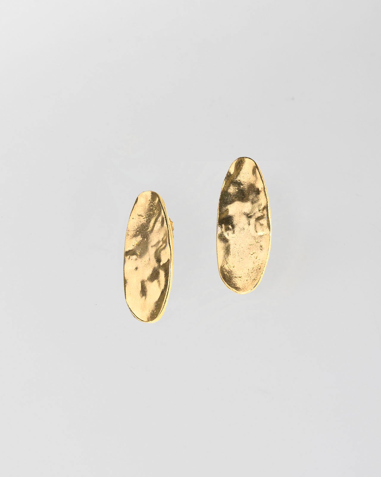 Pendientes grandes color oro