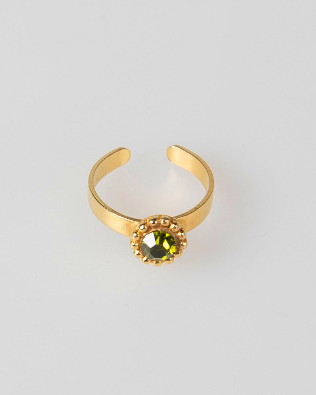 Anillo con piedra verde