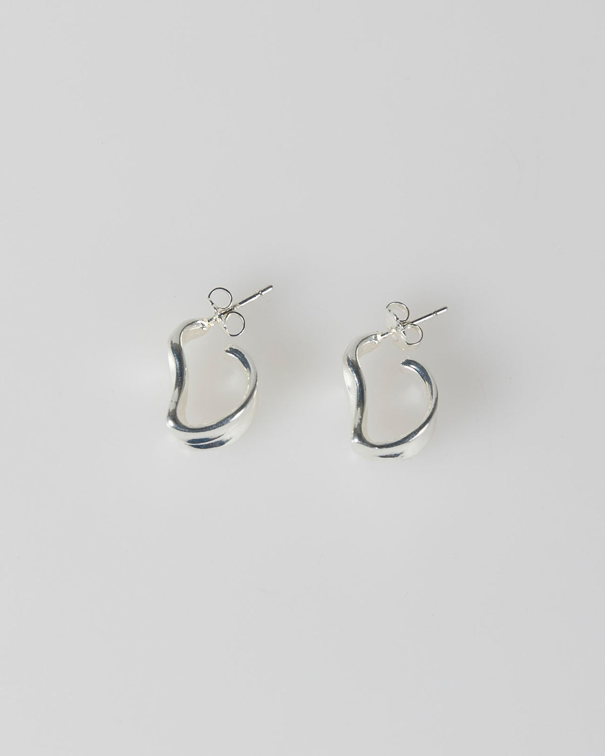 Pendientes plateados