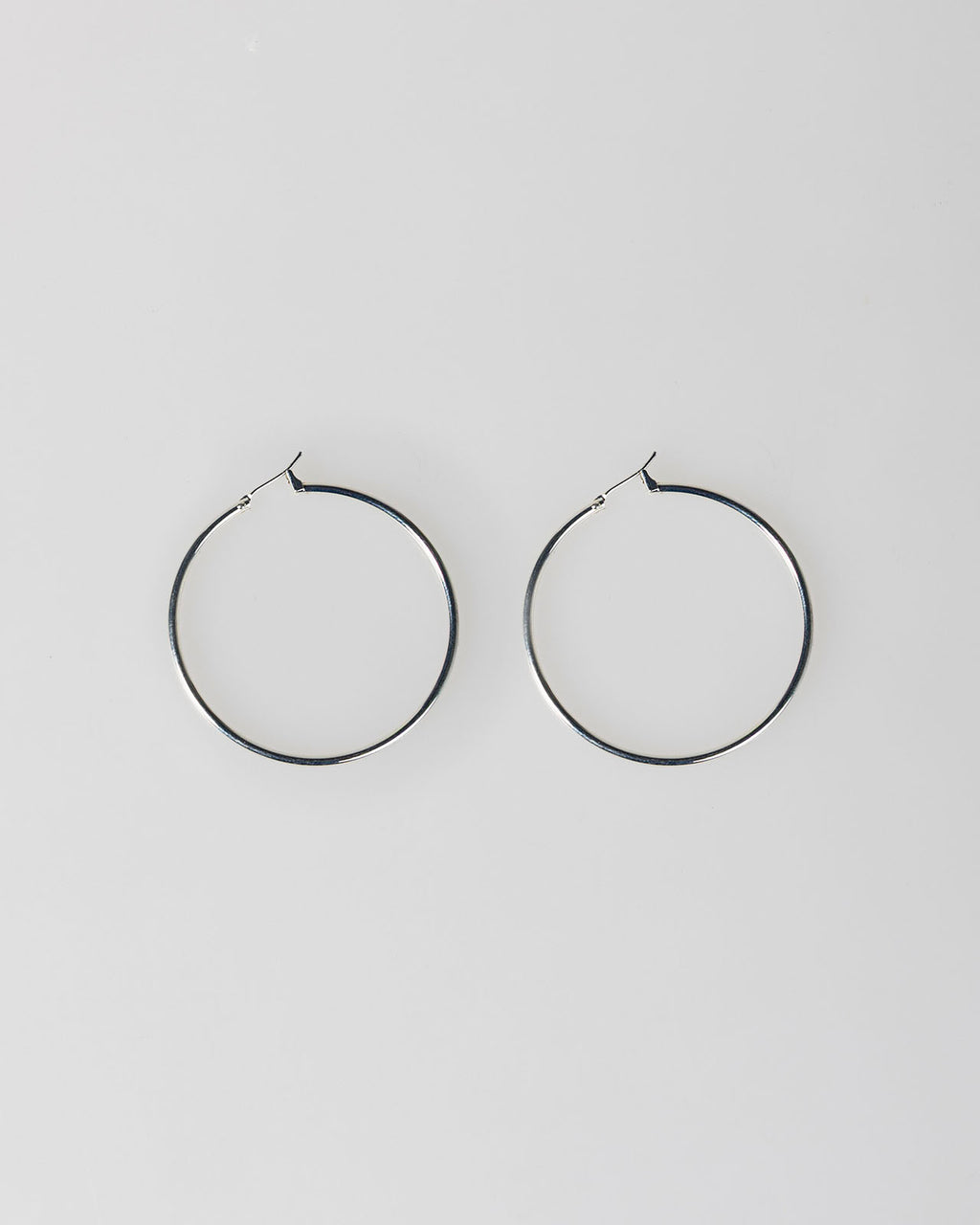 Pendientes de aro plateados
