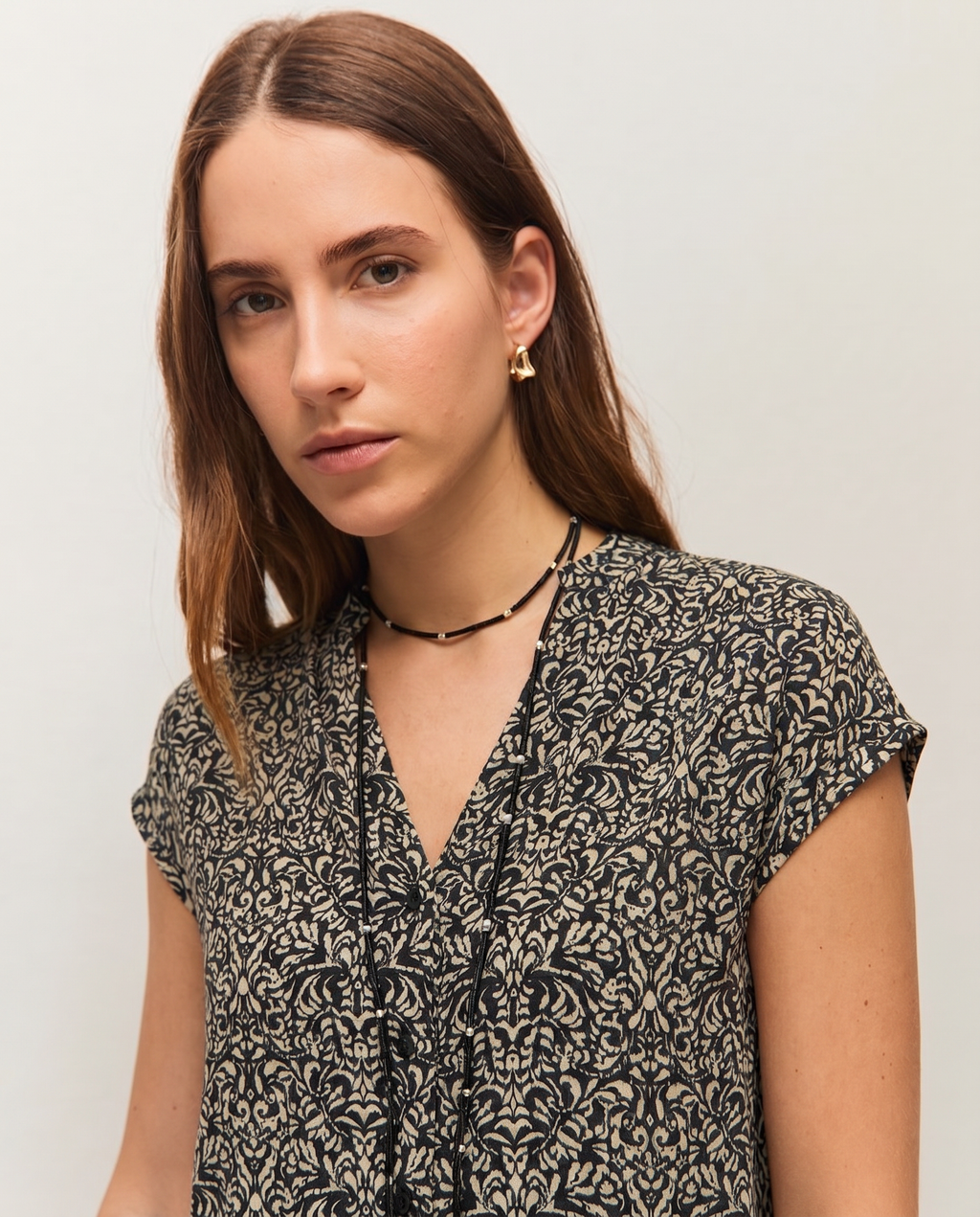 Camisa estampada cuello mao