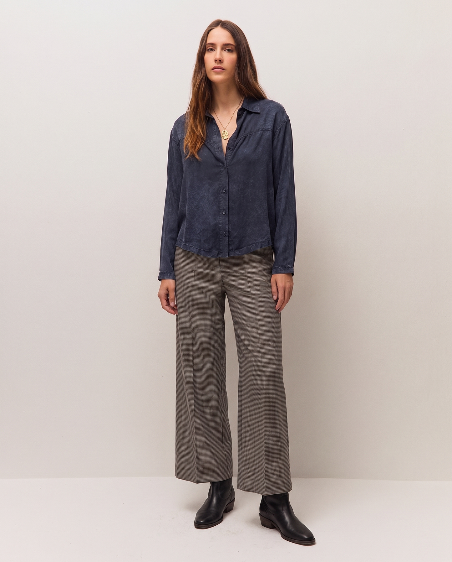 Camisa manga larga efecto desgastado