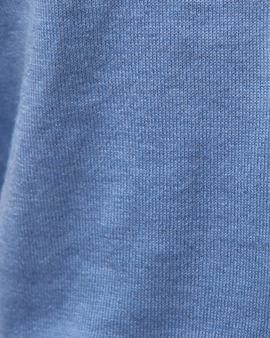 Jersey básico fino escote pico
