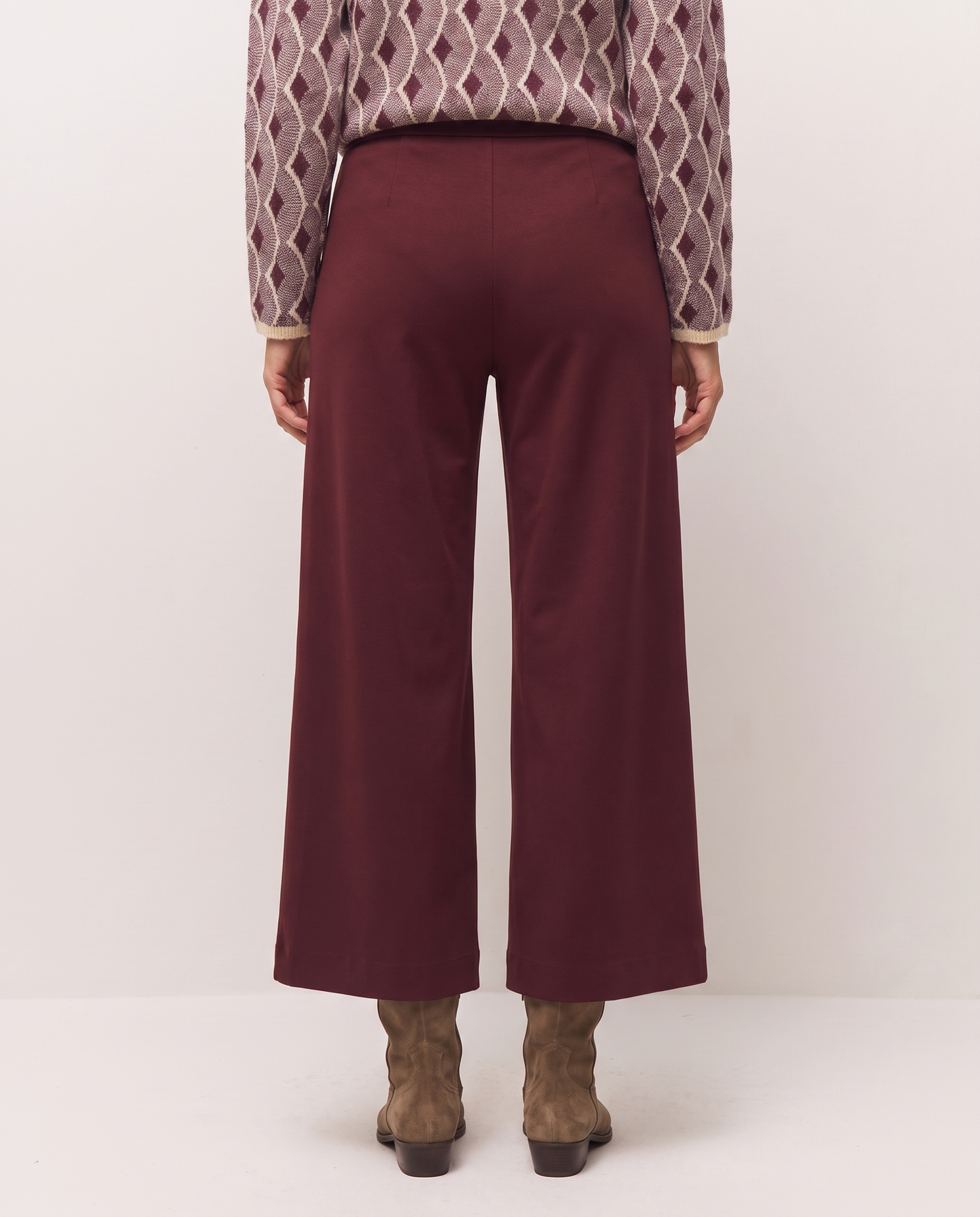 Pantalón con goma en la cintura