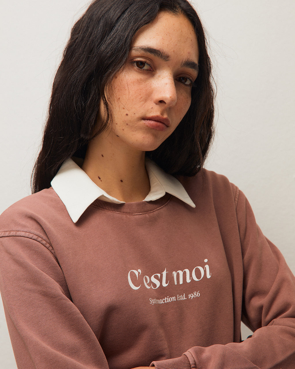 Sudadera cuello redondo con posicional