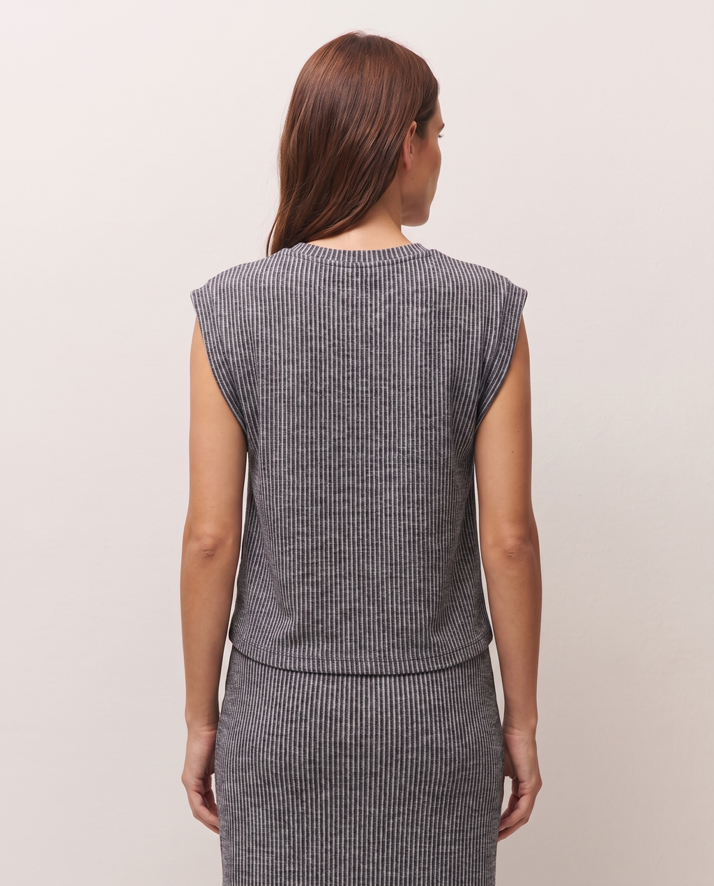 Camiseta de canalé con cuello redondo