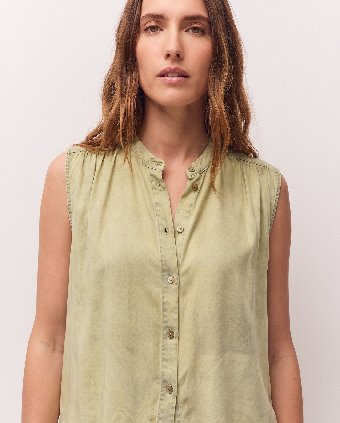Camisa sin mangas efecto desgastado