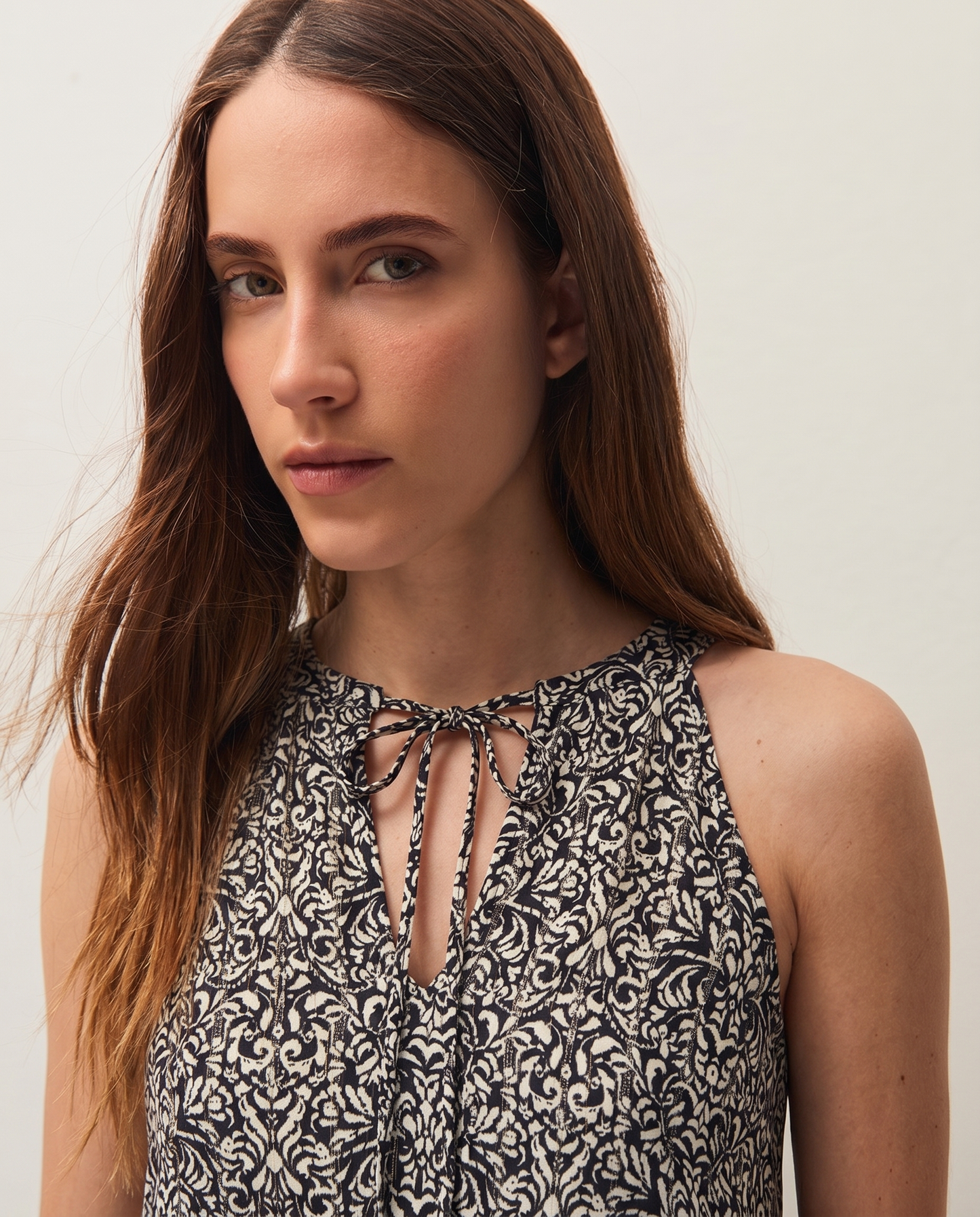 Robe imprimée avec lurex, col nu