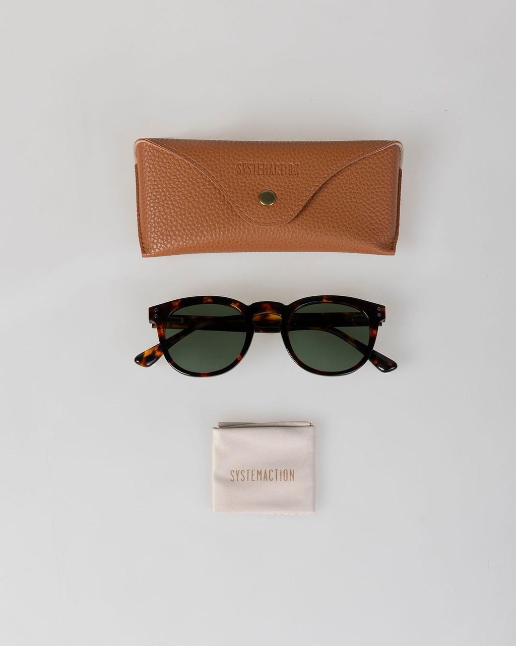 Gafas de sol con montura verde