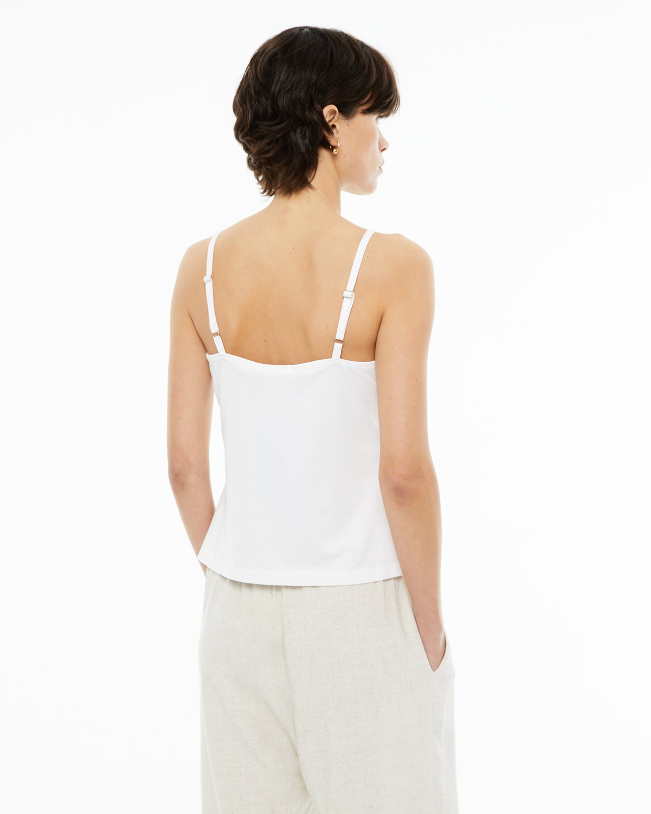 Basic fitted strappy top with lace neckline