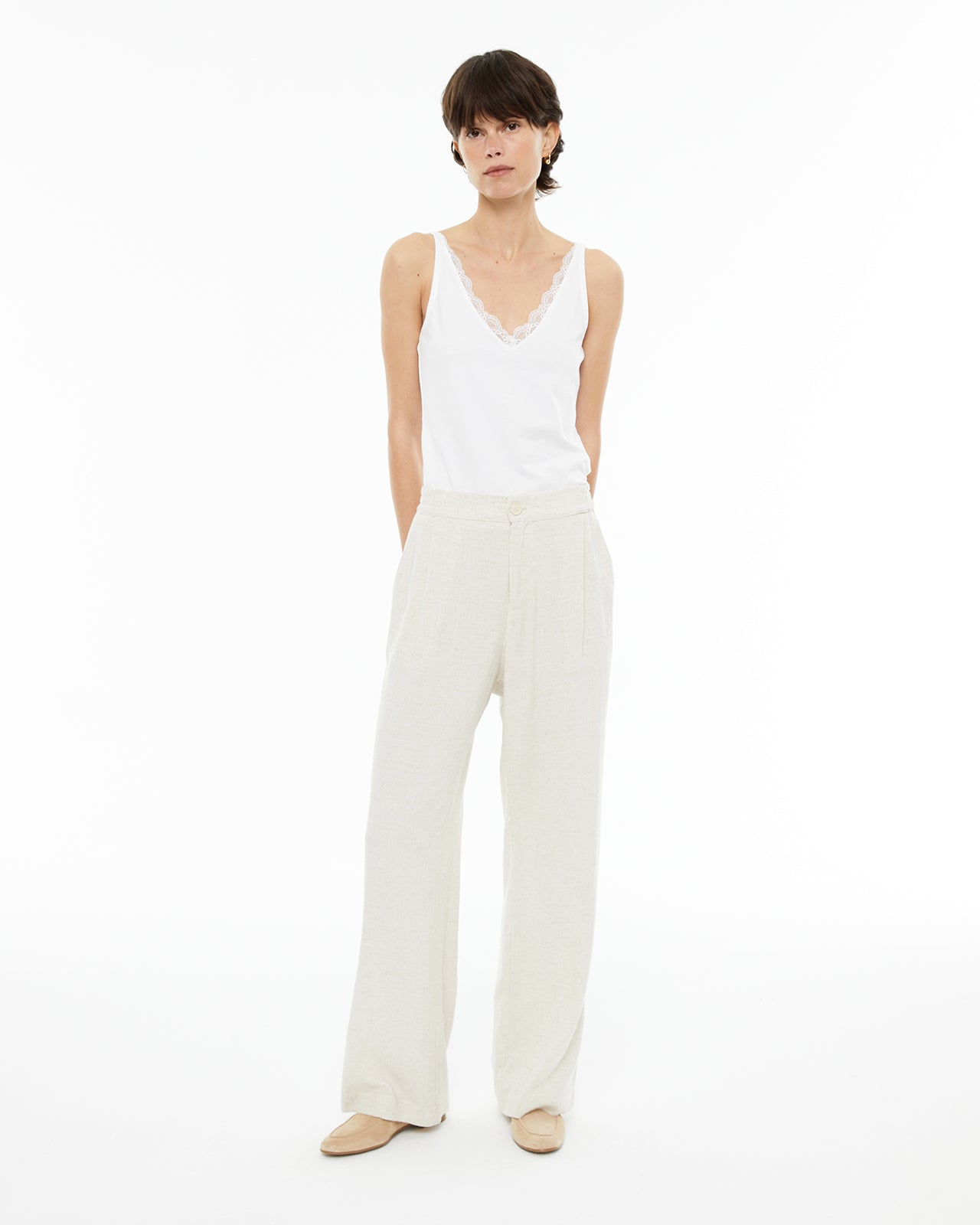 Basic fitted strappy top with lace neckline