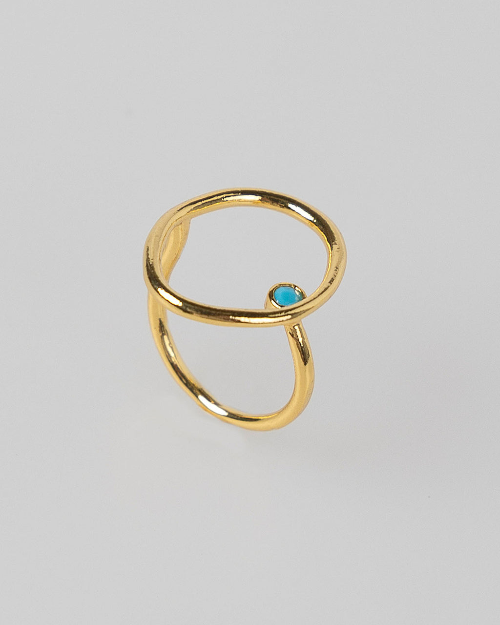 Anillo con detalle de turquesa