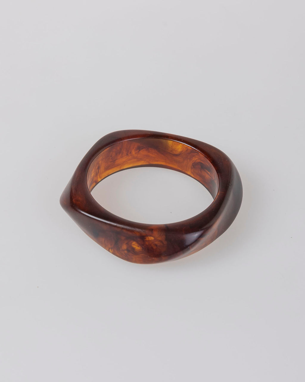 Brazalete rígido
