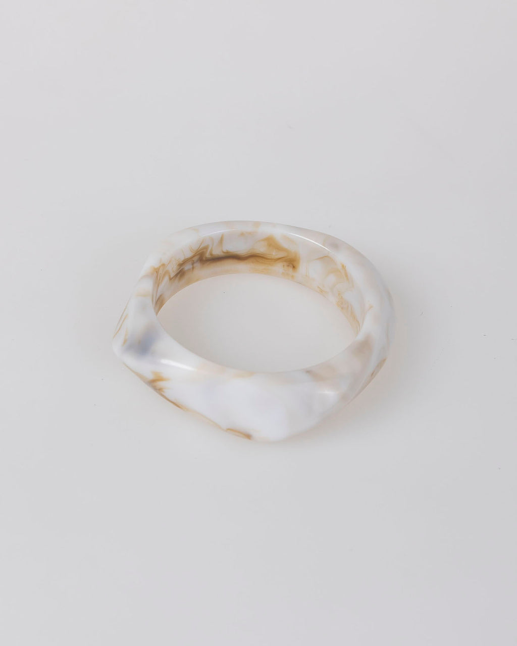 Brazalete rígido