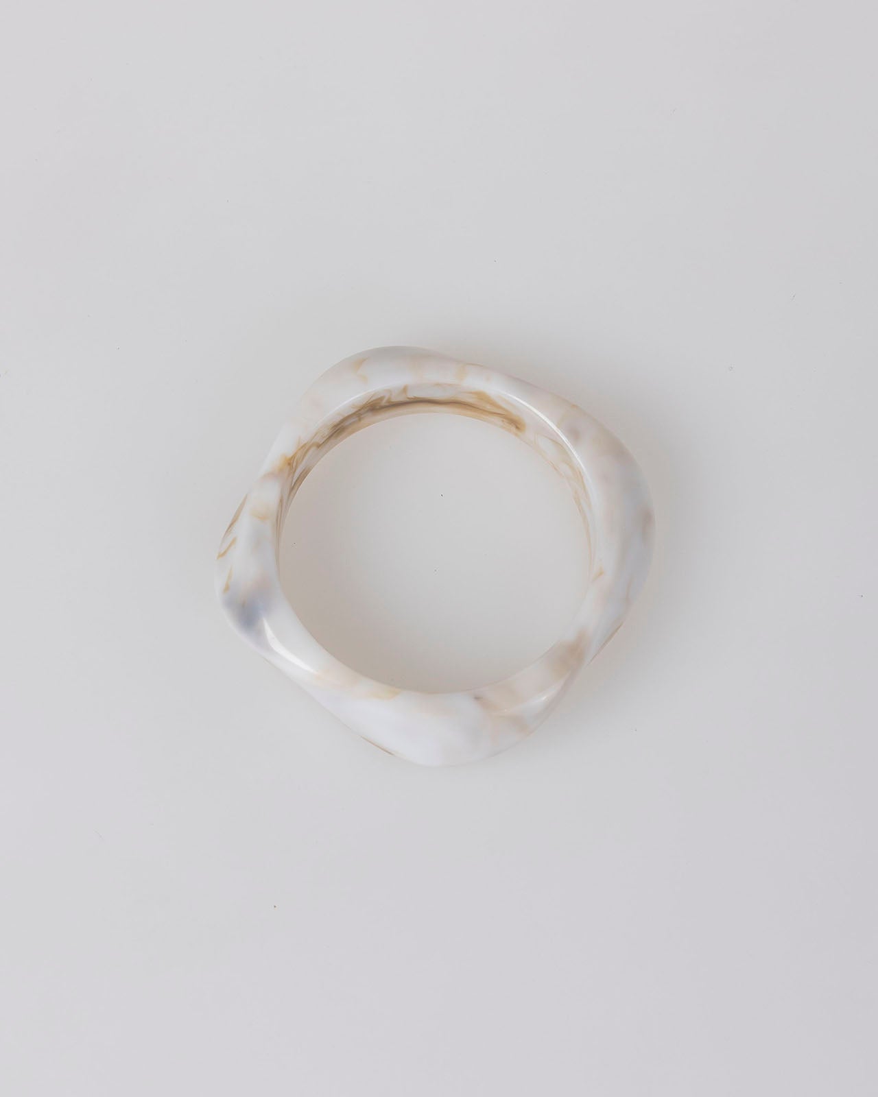 Brazalete rígido