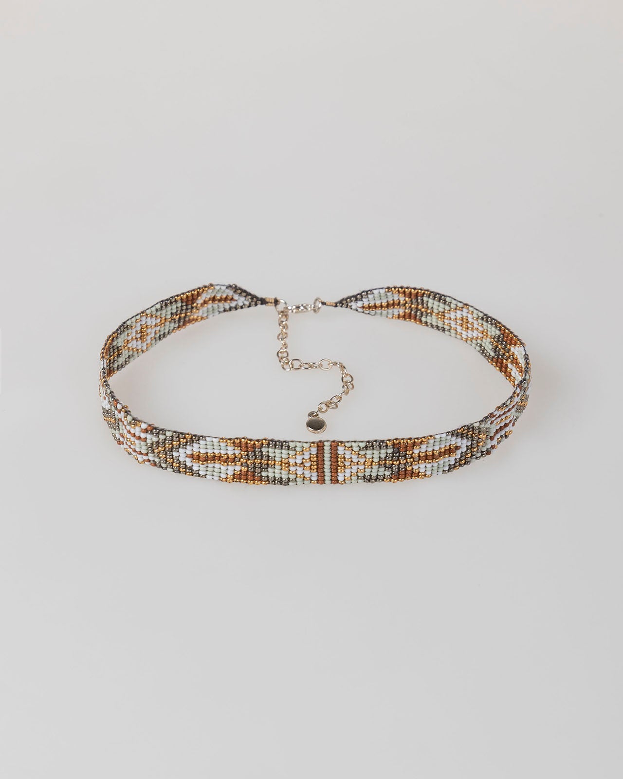 Ethnic choker