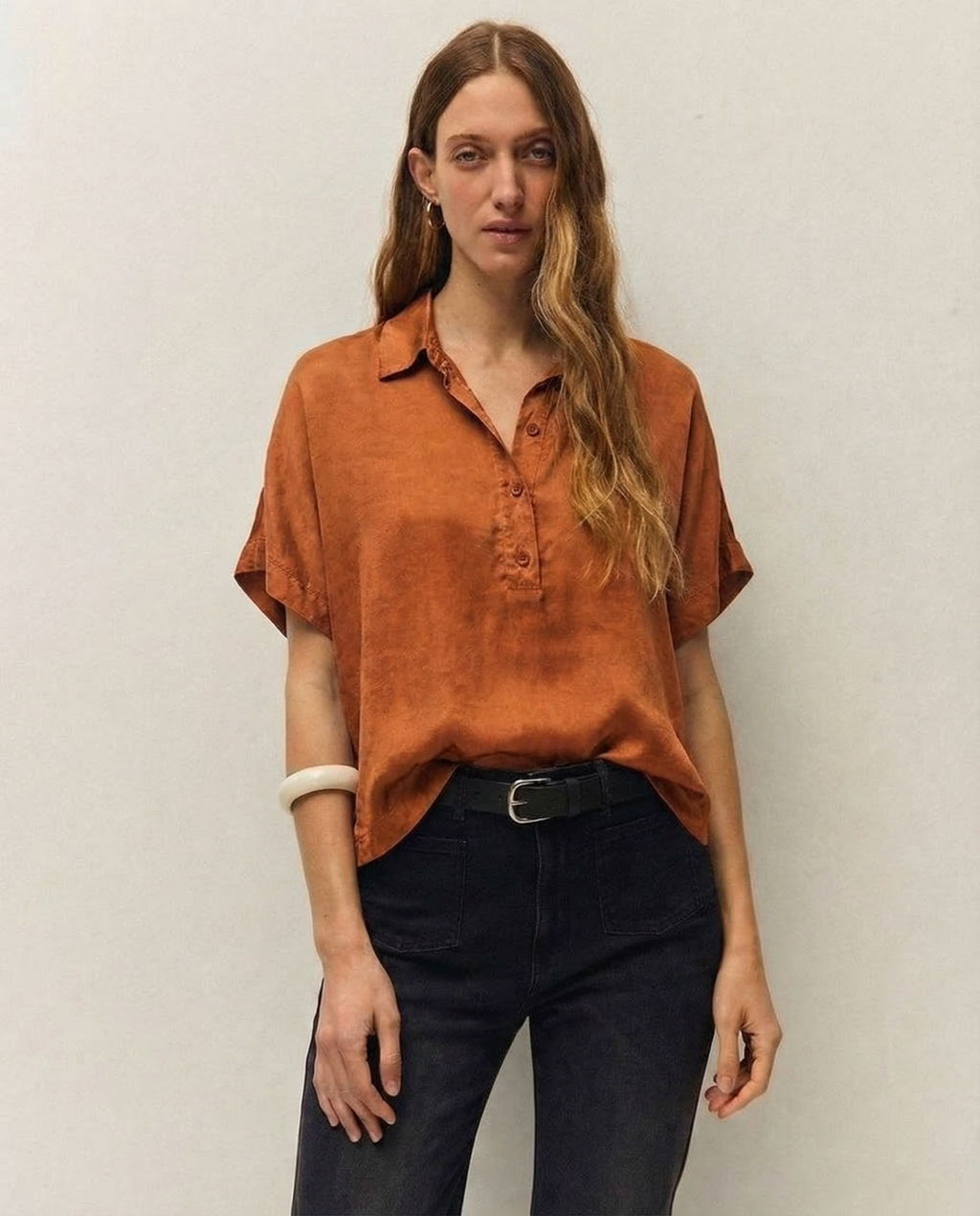 Chemise satinée effet corrodé