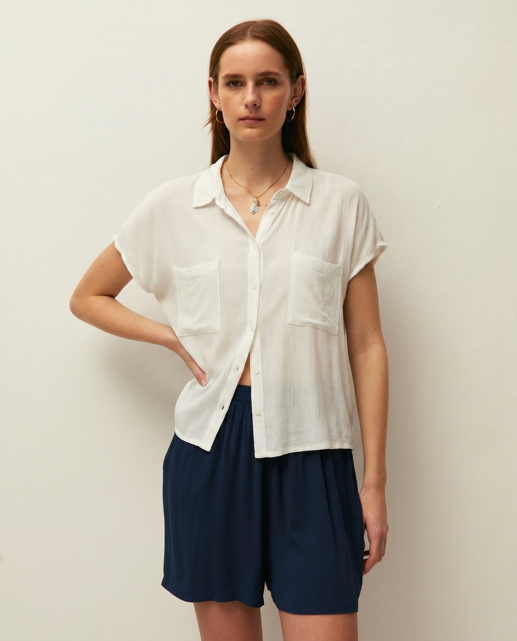 Camisa bambula bolsillos