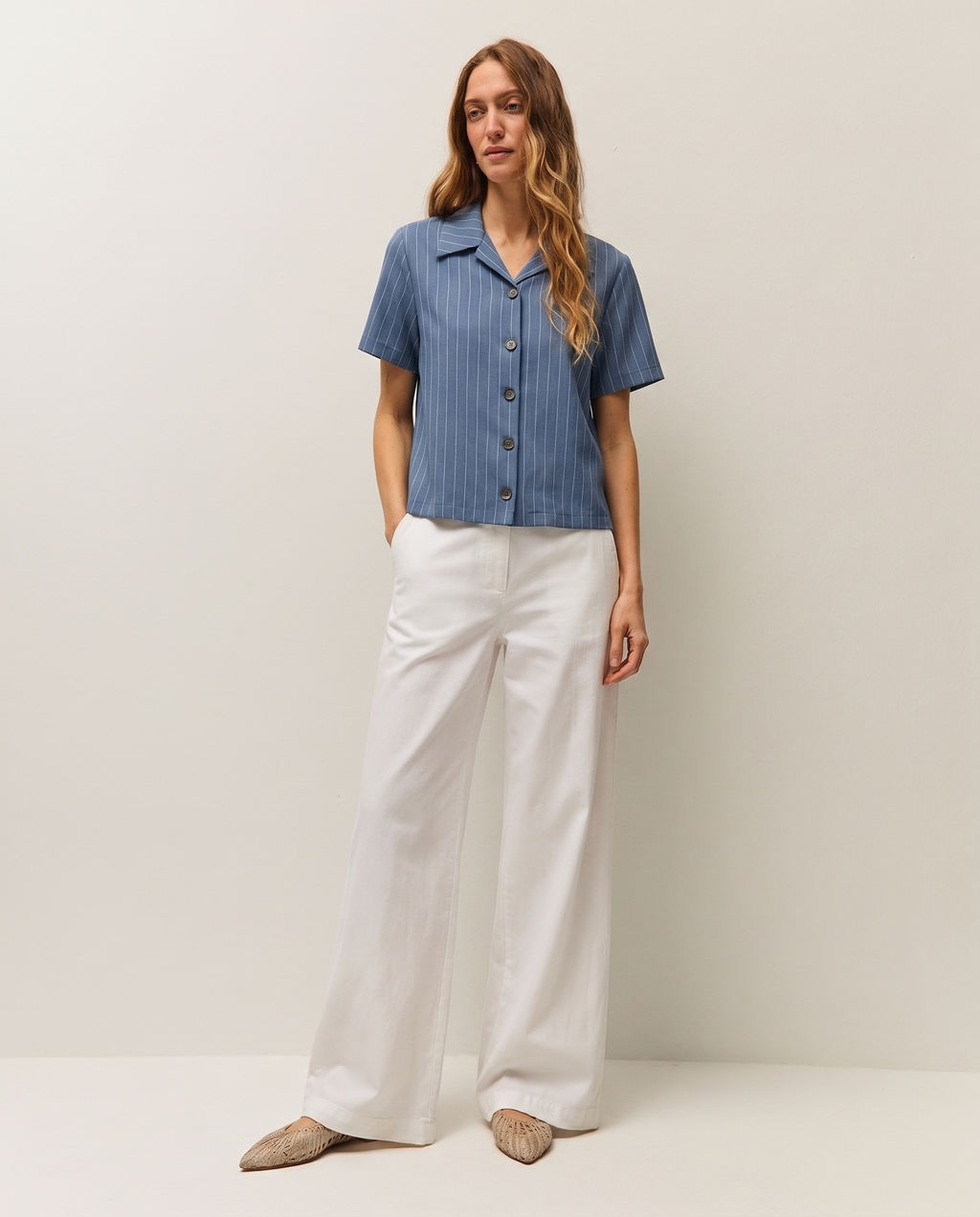 Camisa fluida raya diplomatica
