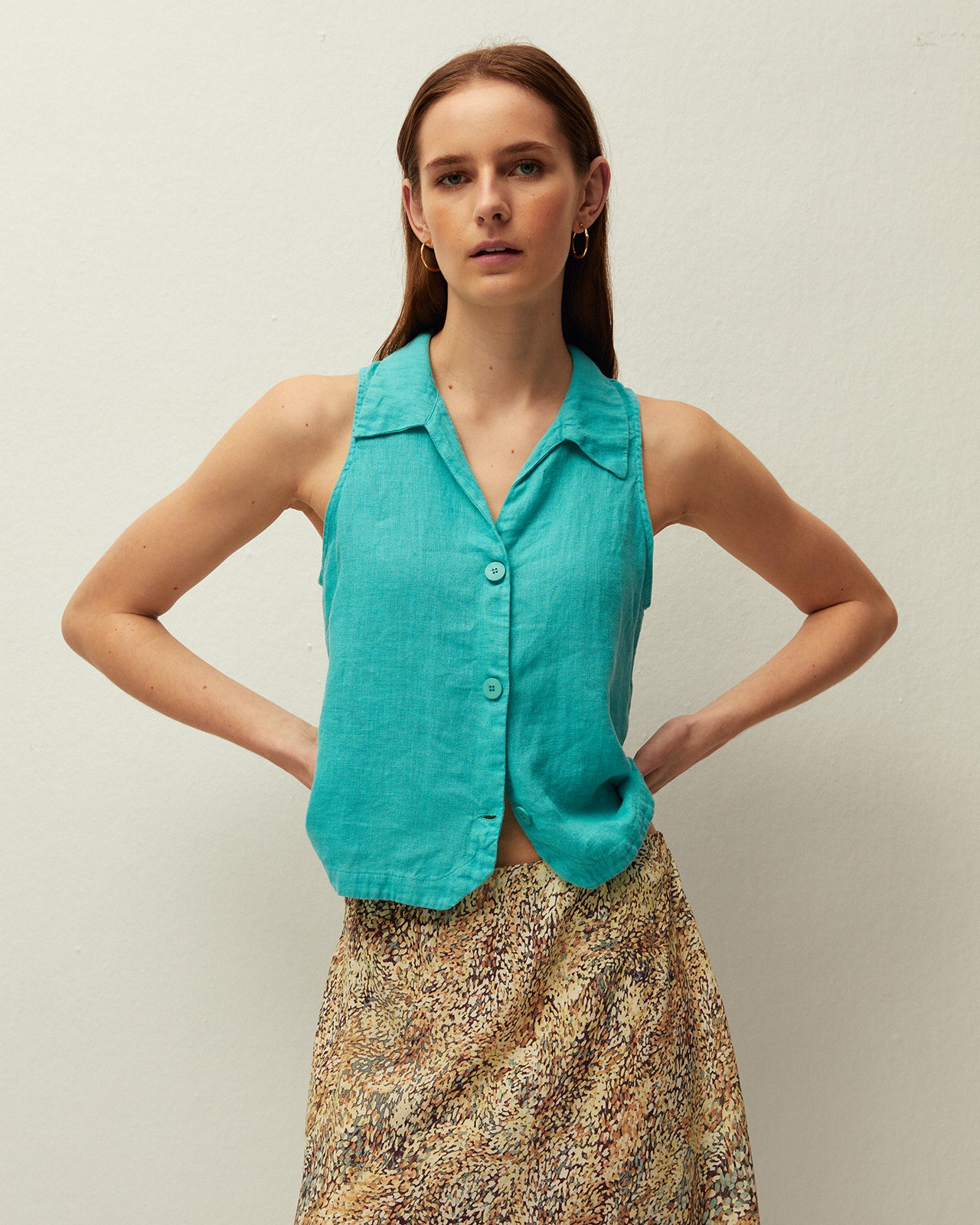 Gilet en lin à col chemise