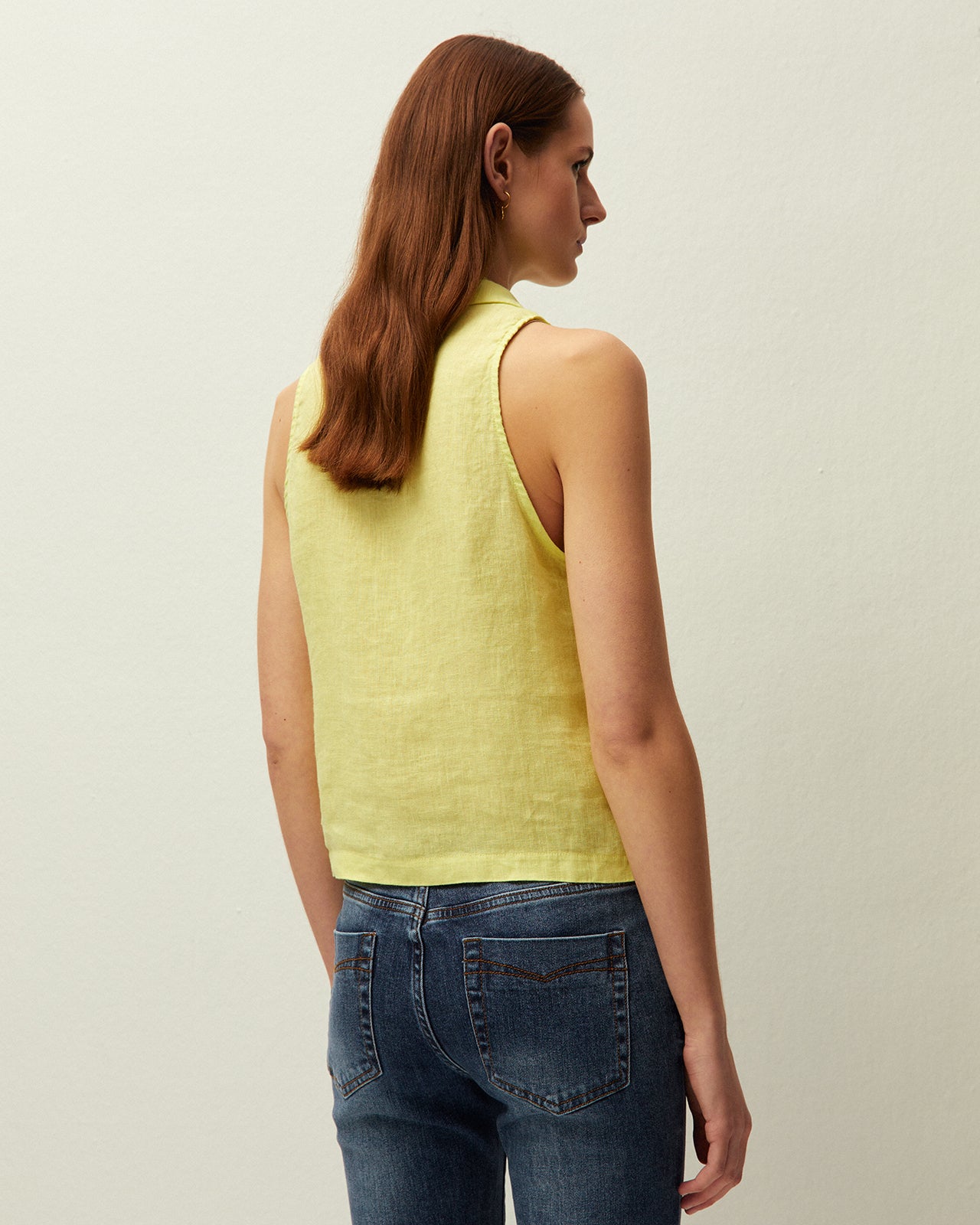 Linen vest with shirt collar