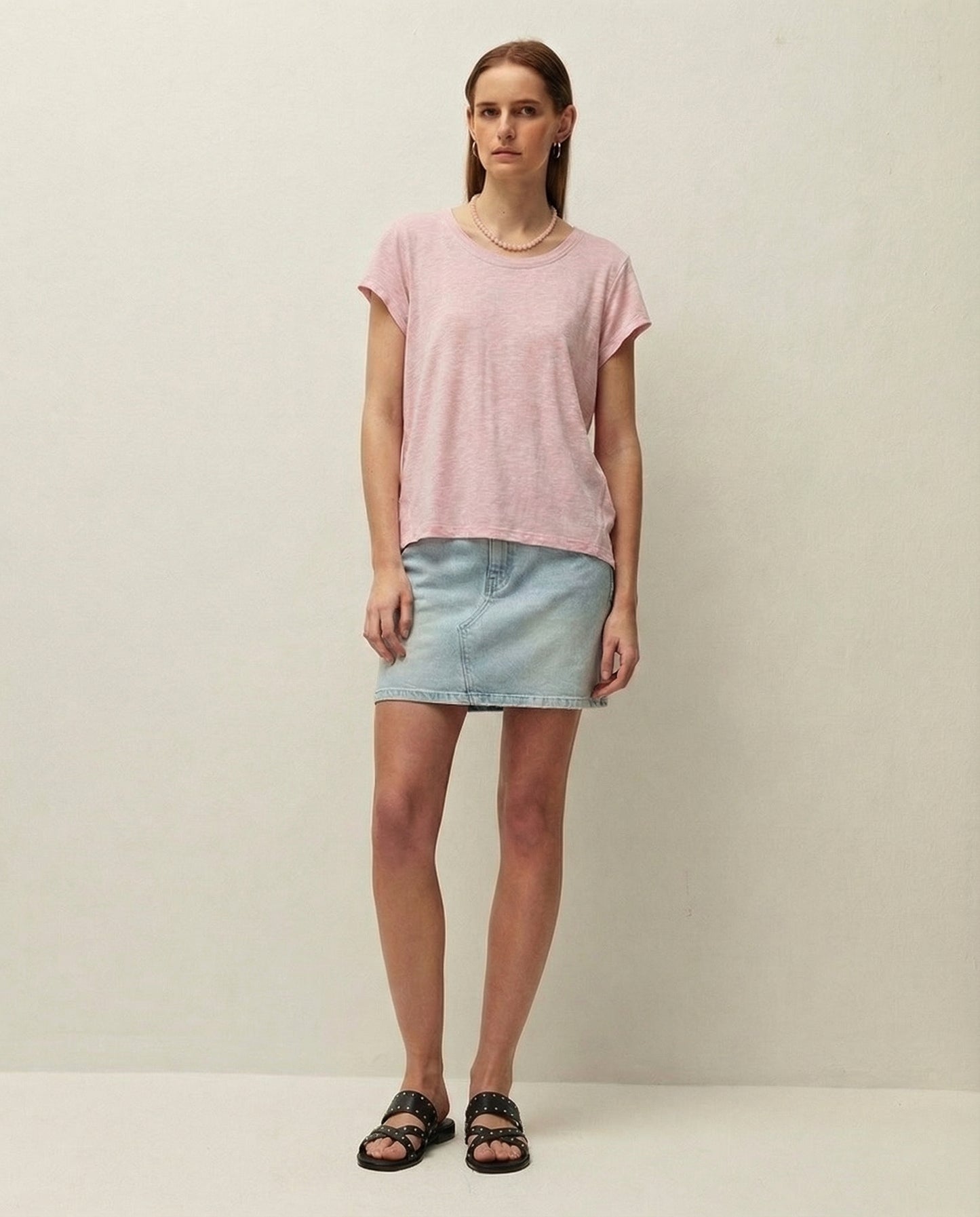 T-shirt with contrast thread detail