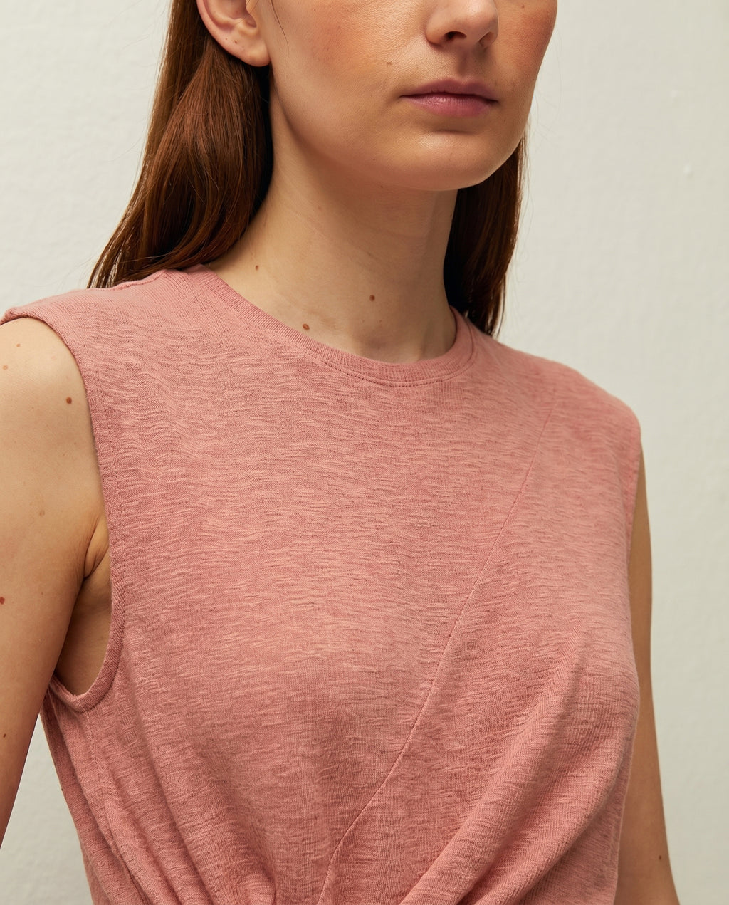 Camiseta con nudo