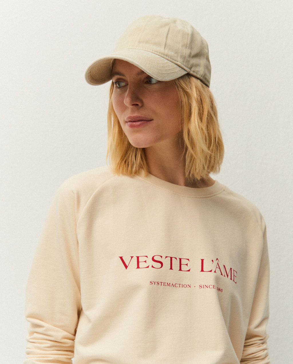 Distressed dye effect cap