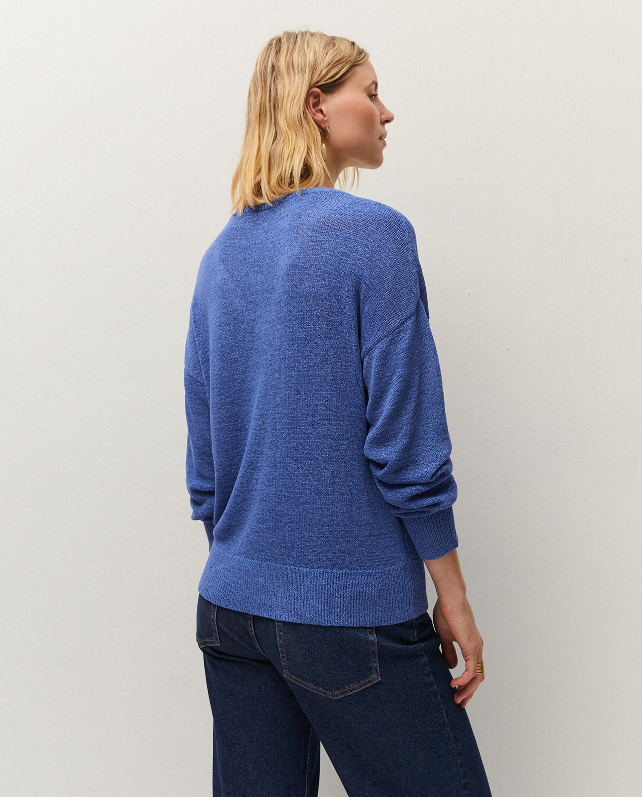 maillot à col en V