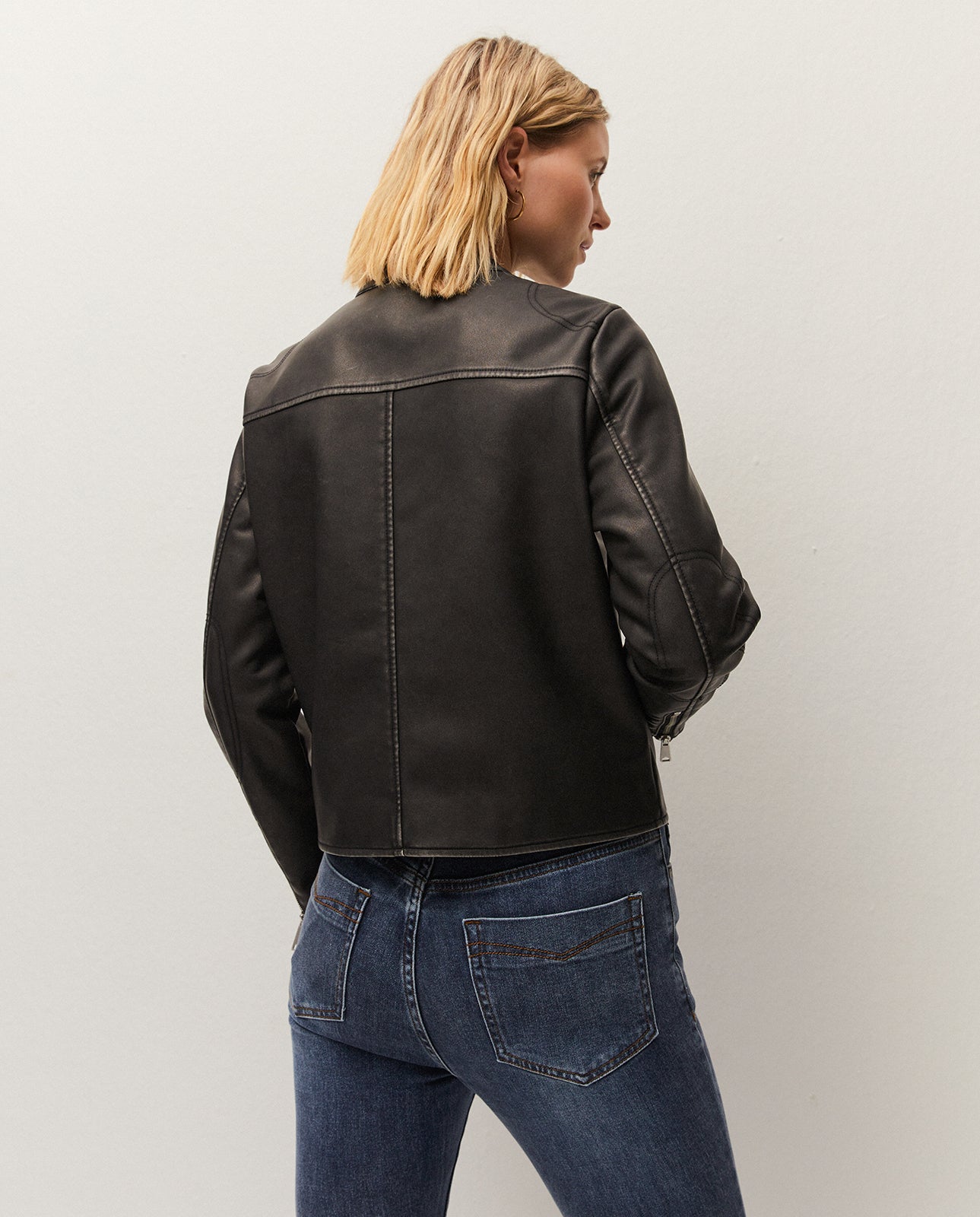 Mandarin collar jacket