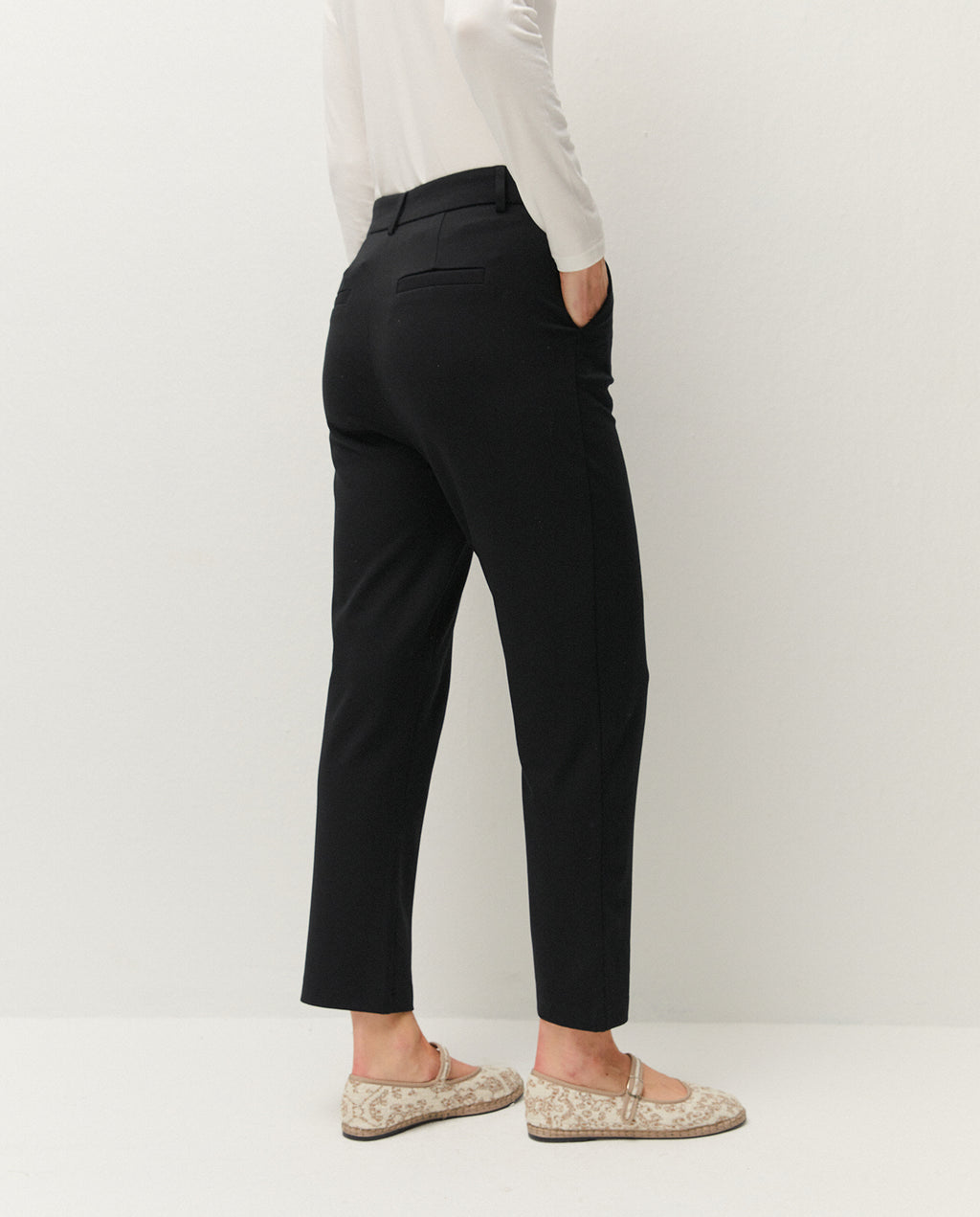 Pantalón traje con pinzas