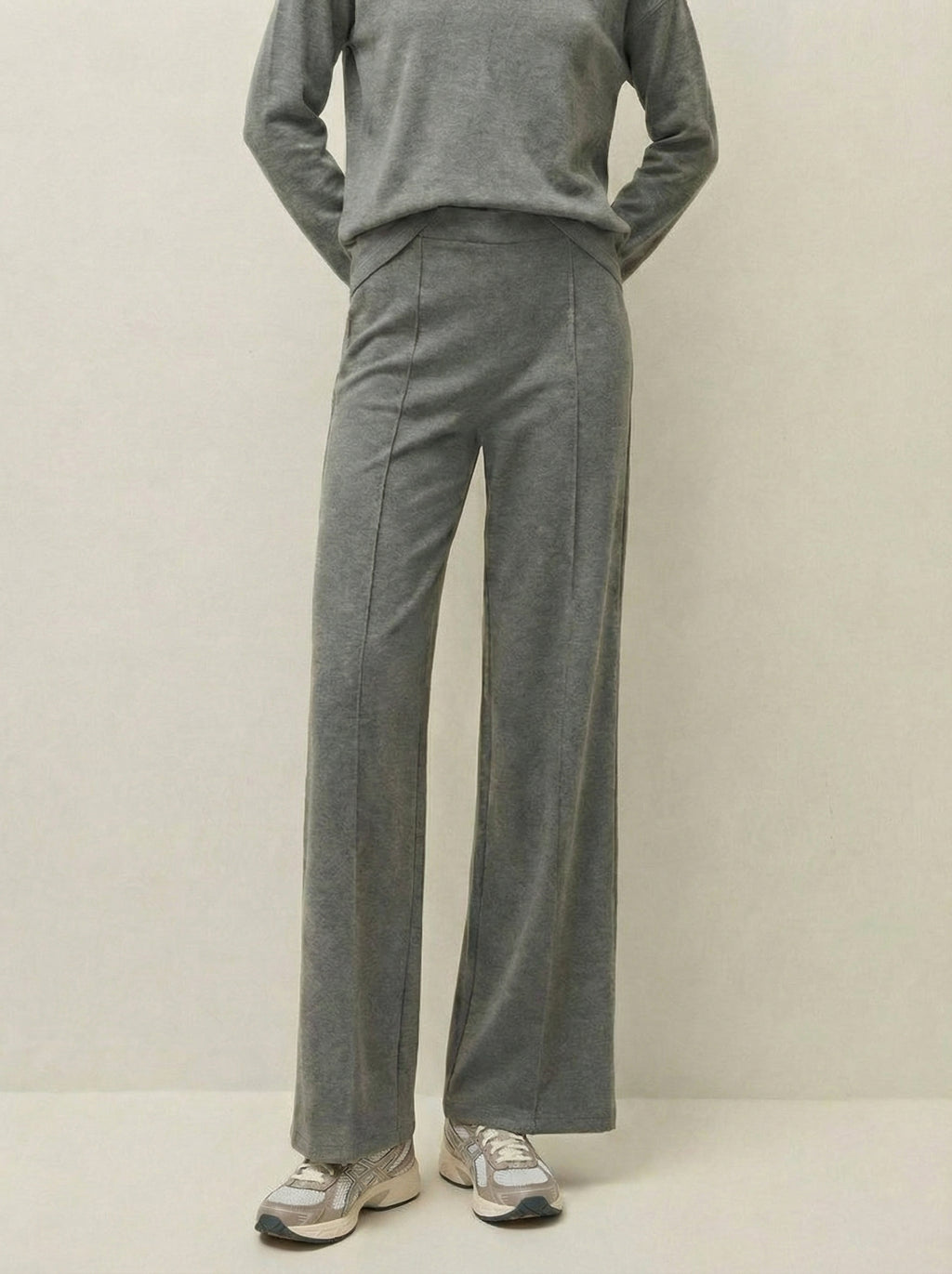 Pantalón goma pata ancha