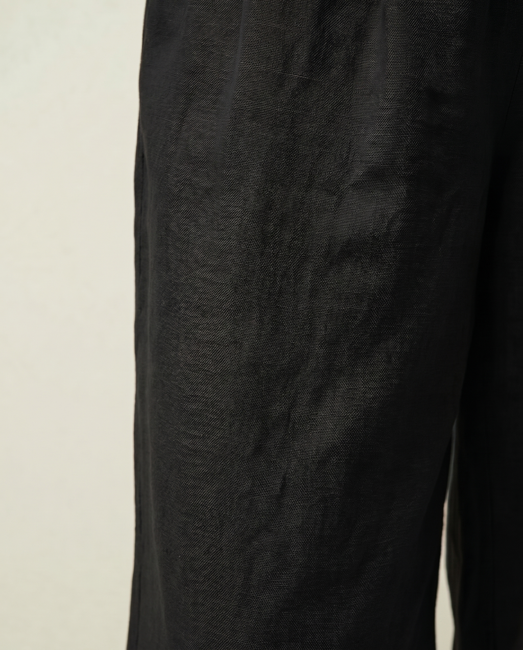 Pantalón bombacho con goma en el bajo