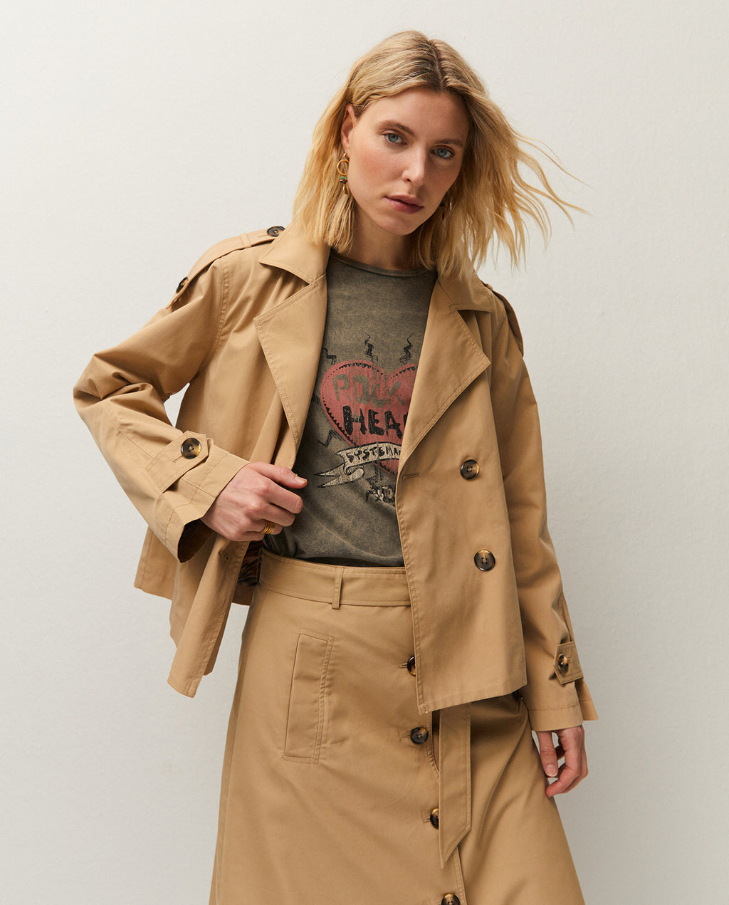 Trench corto