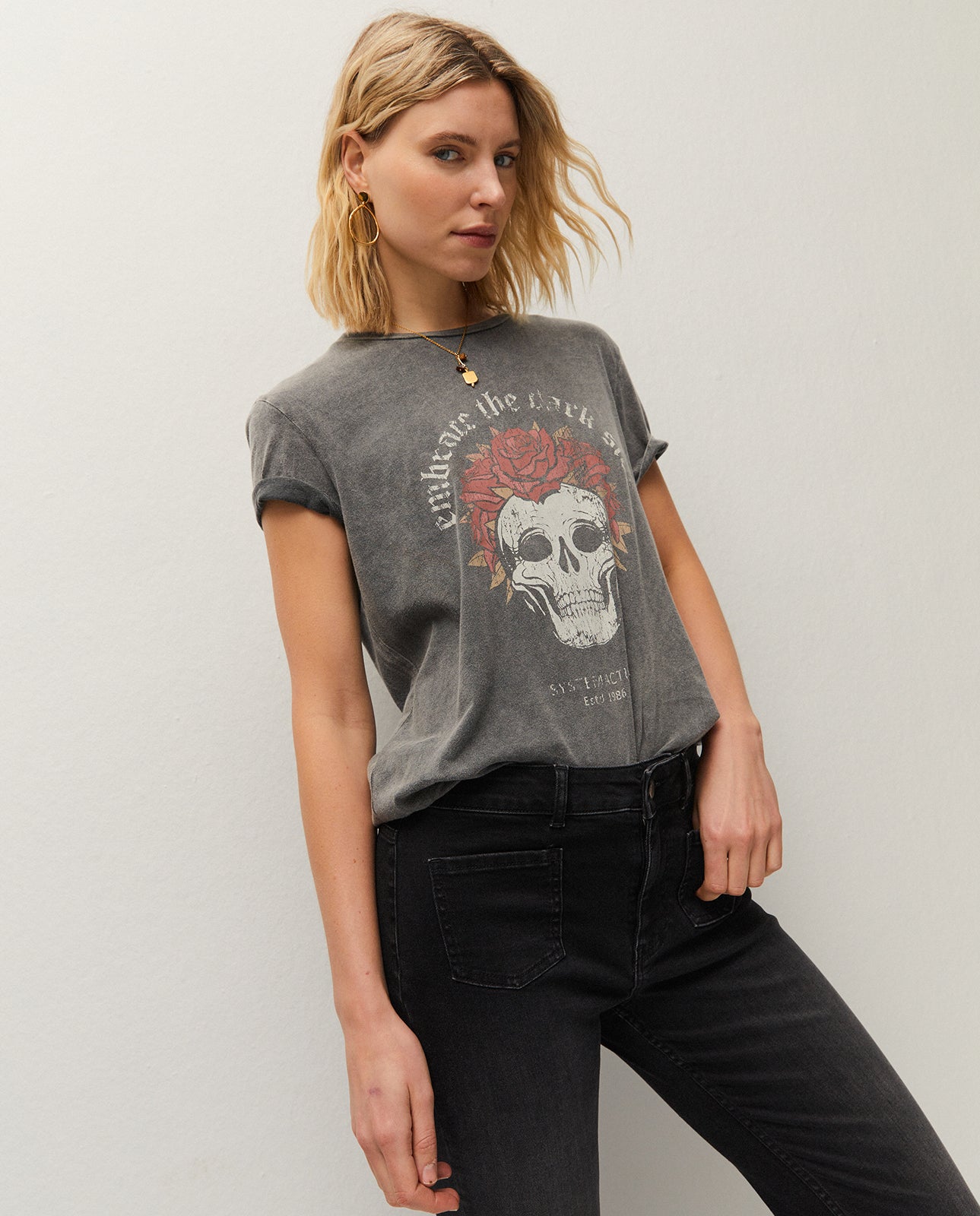 Denim trousers with pockets
