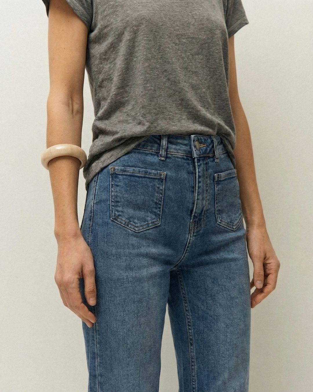 Pantalón denim bolsillos