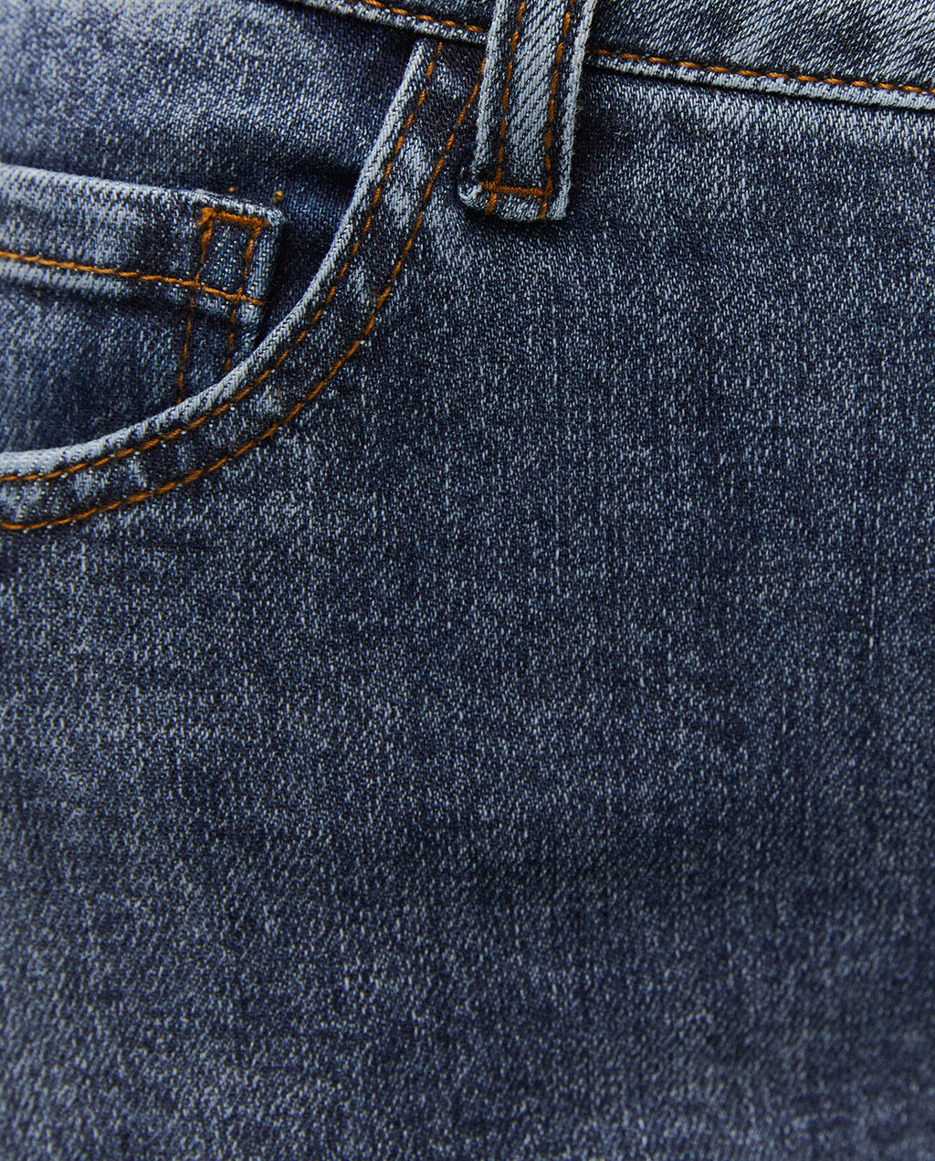 Pantalón denim básico