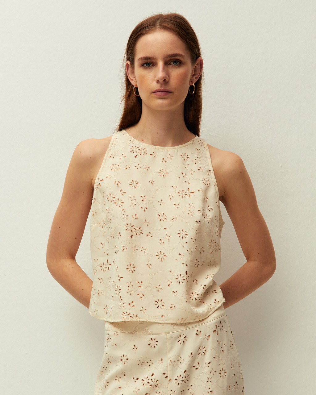Top halter calado